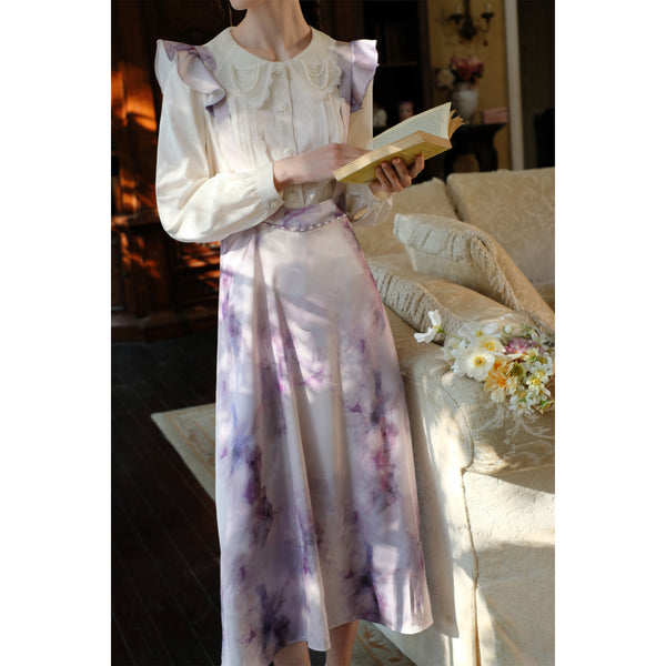 薄紫の油彩画ストラップスカート