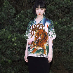 猛虎と松林の描画シャツ
