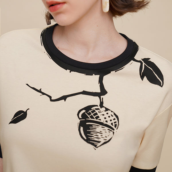 枝葉と果実の墨絵Tシャツ