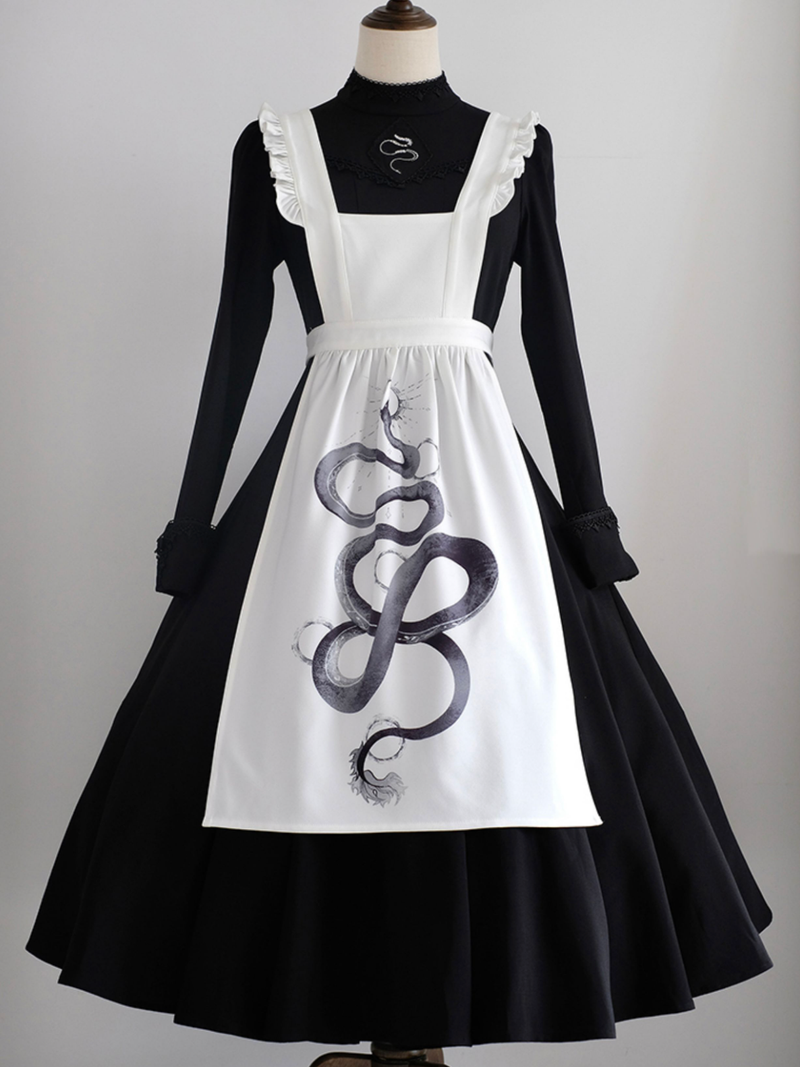 Black lady's embroidered classical dress and snake print apron [Planned to be shipped in late May 2023]