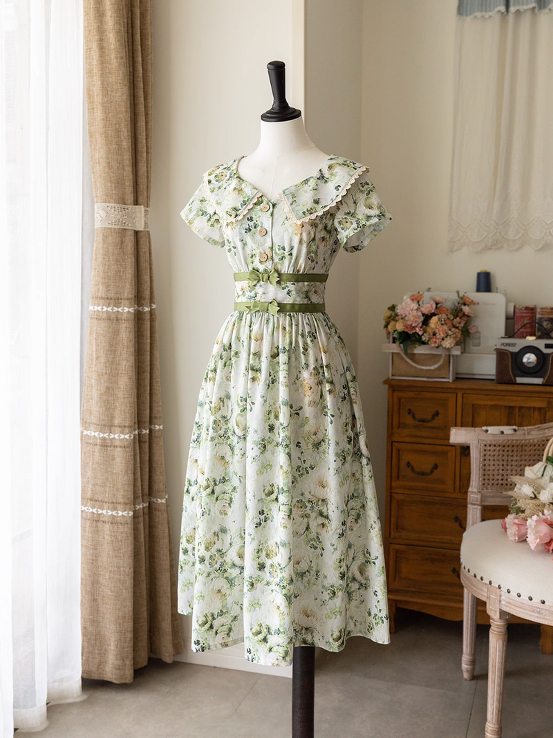 Persimmon cat and bouquet plaid classical dress (dark green)