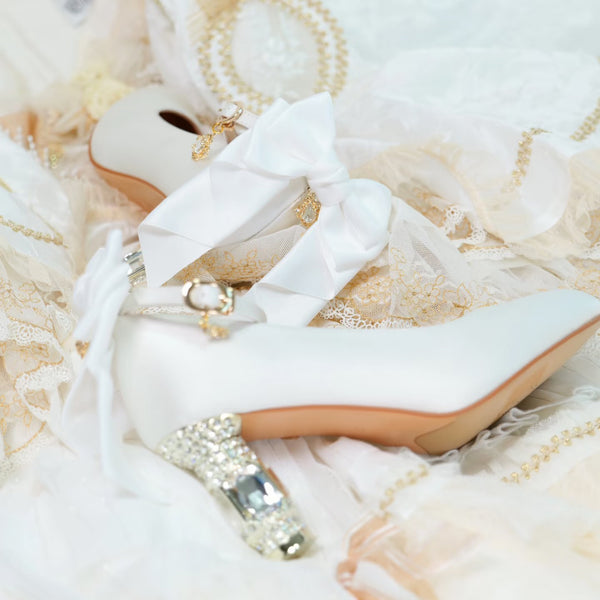 Jewel and Ribbon High Heeled Pumps - White × Gold[2025年6月中旬-7月中旬発送予定]