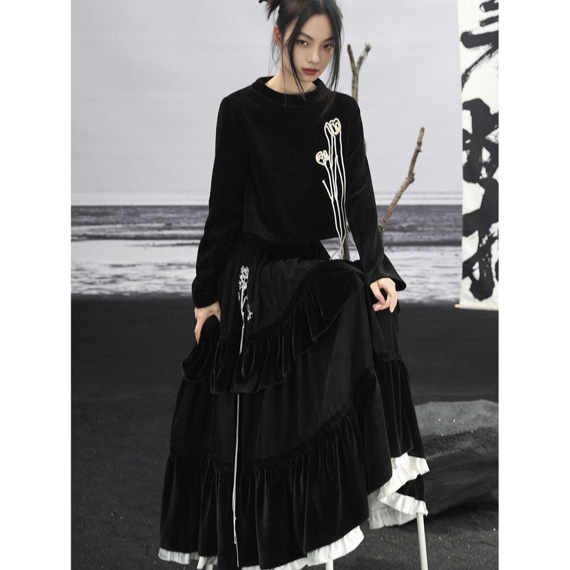 漆黒の薔薇刺繍ベルベットロングスカート
