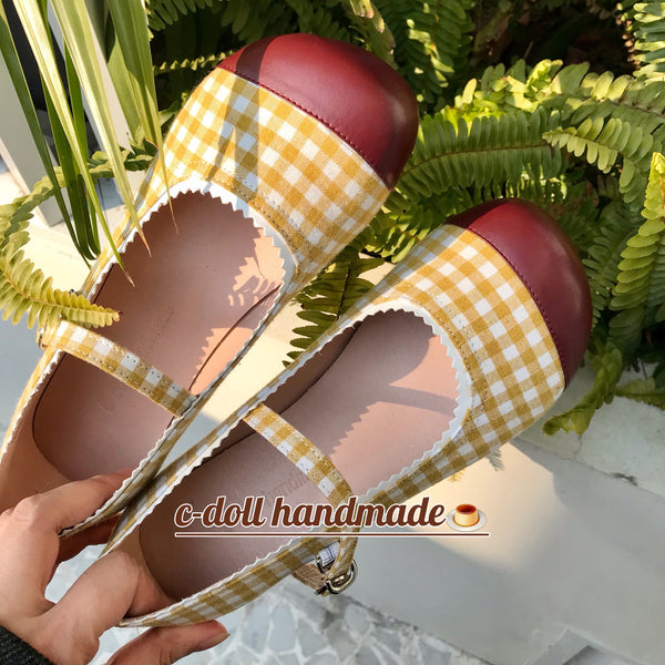 Chocolate Waffle Mary Jane Pumps - Yellow Brown