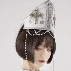 月夜の修道女の刺繍ミトラ - White × Silver[2025年12月上旬-2026年1月上旬発送予定]