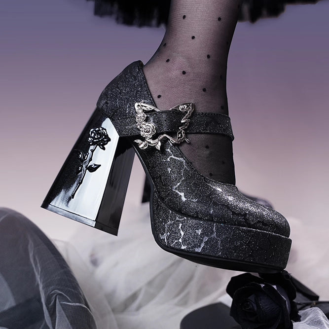 薔薇の花と蝶のゴシックヒールパンプス - Glitter Black