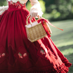 真っ赤な苺の刺繍スカートと刺繍コルセットとブラウス[2024年3月上旬-4月下旬発送予定]