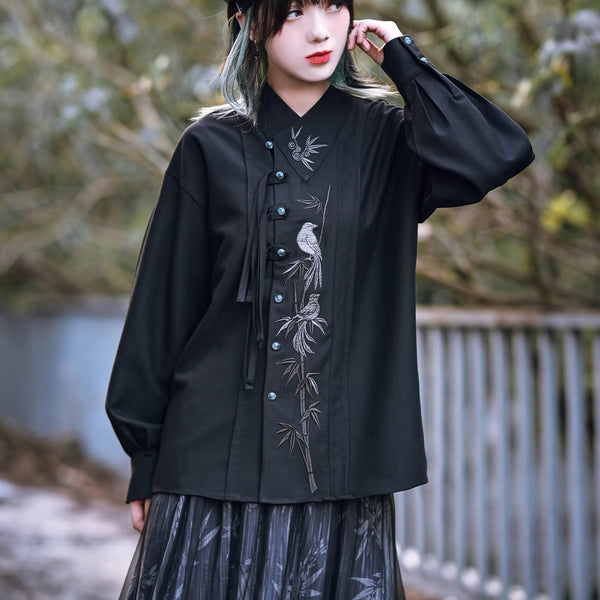 竹林の小鳥の刺繍ブラウス