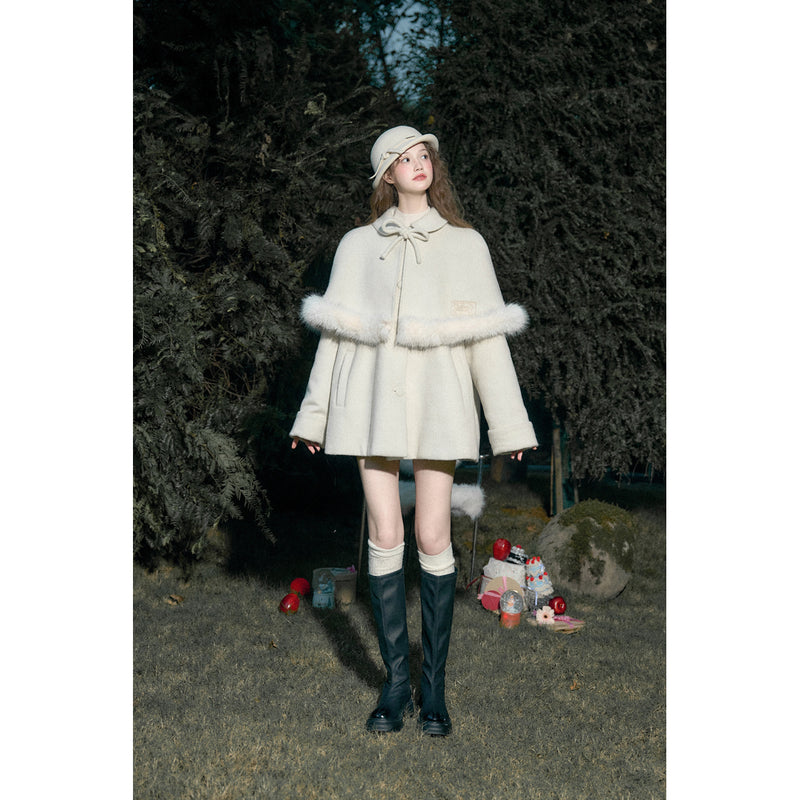 Elegant Queen's Cape Wool Coat