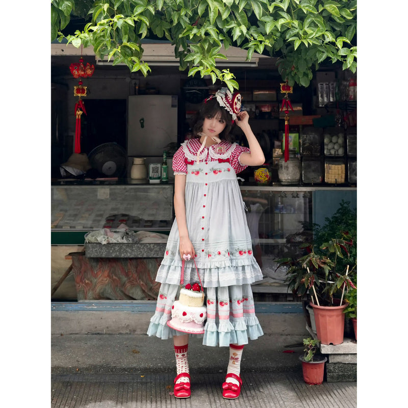 いちご摘みの刺繍トップスとスカートとブラウス - Light Blue[2026年2月上旬-3月上旬発送予定]