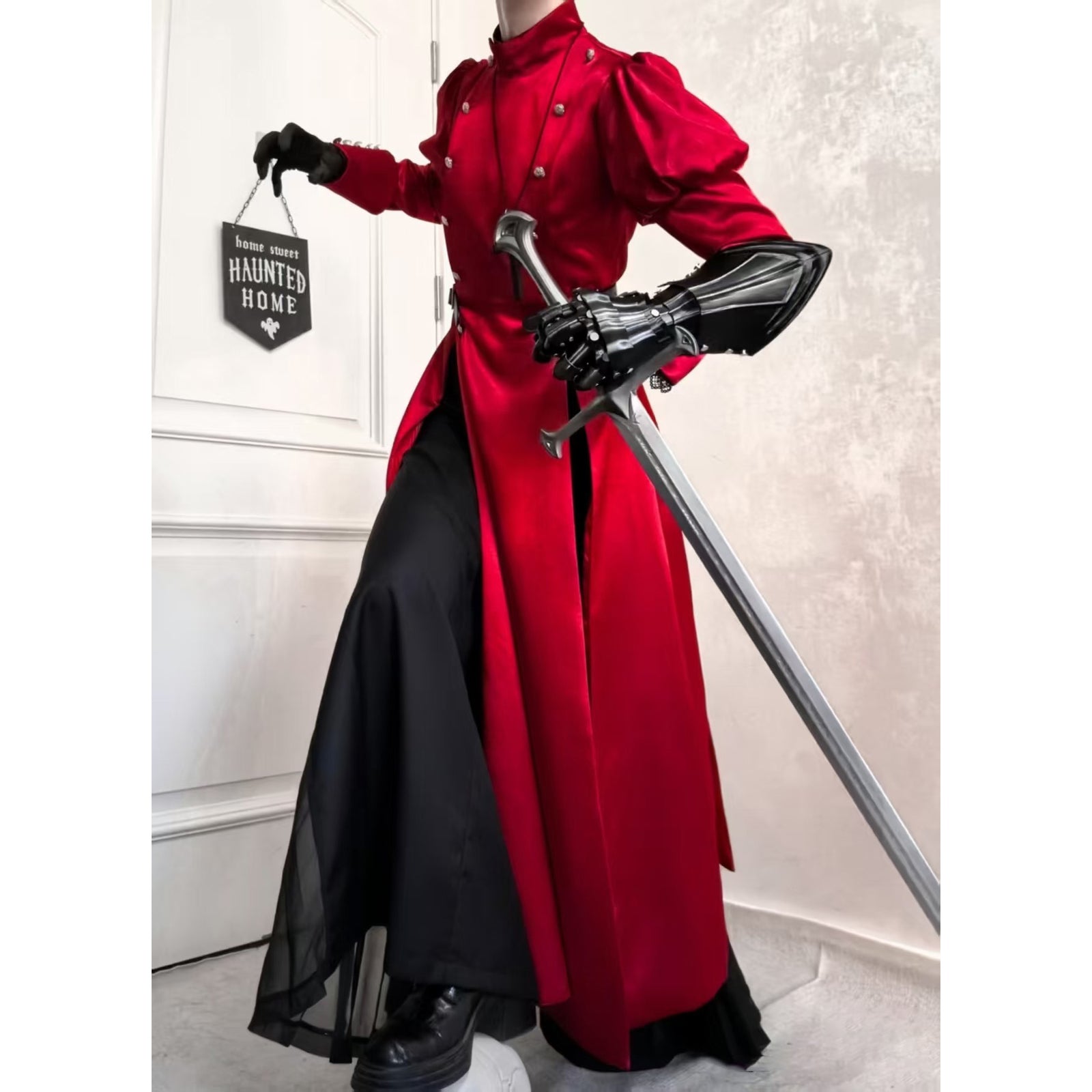 沈黙の修道女のゴシックワンピースとフードケープ - Red[2026年5月上旬