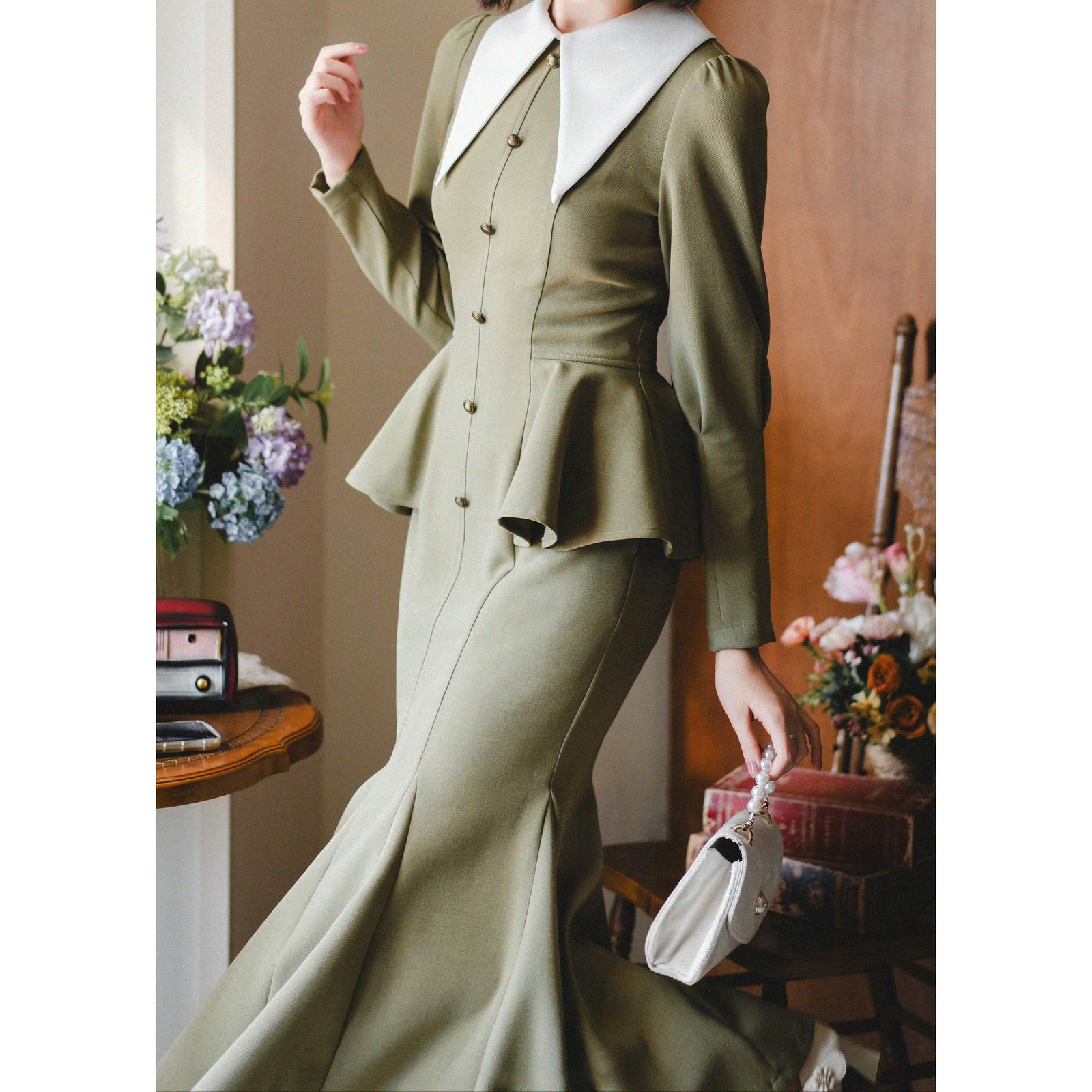 銀幕女優のクラシカルワンピース - Moss Green – ManusMachina