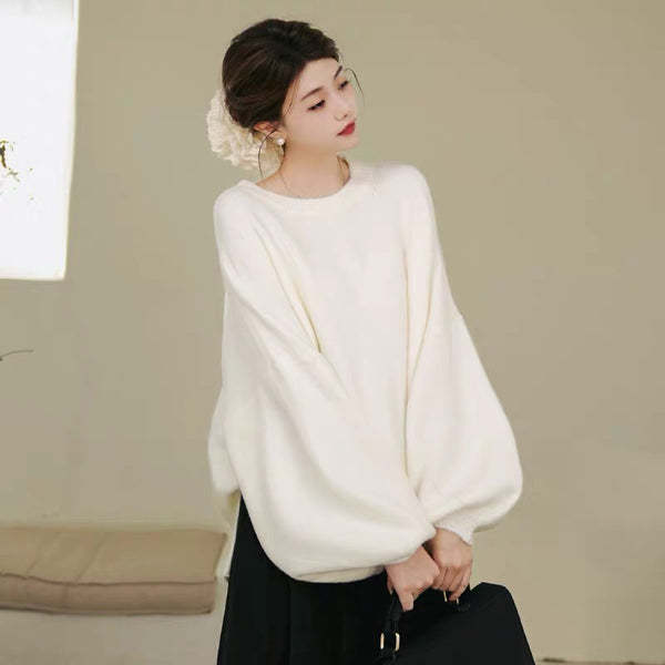 月明かりに誘うニットセーター