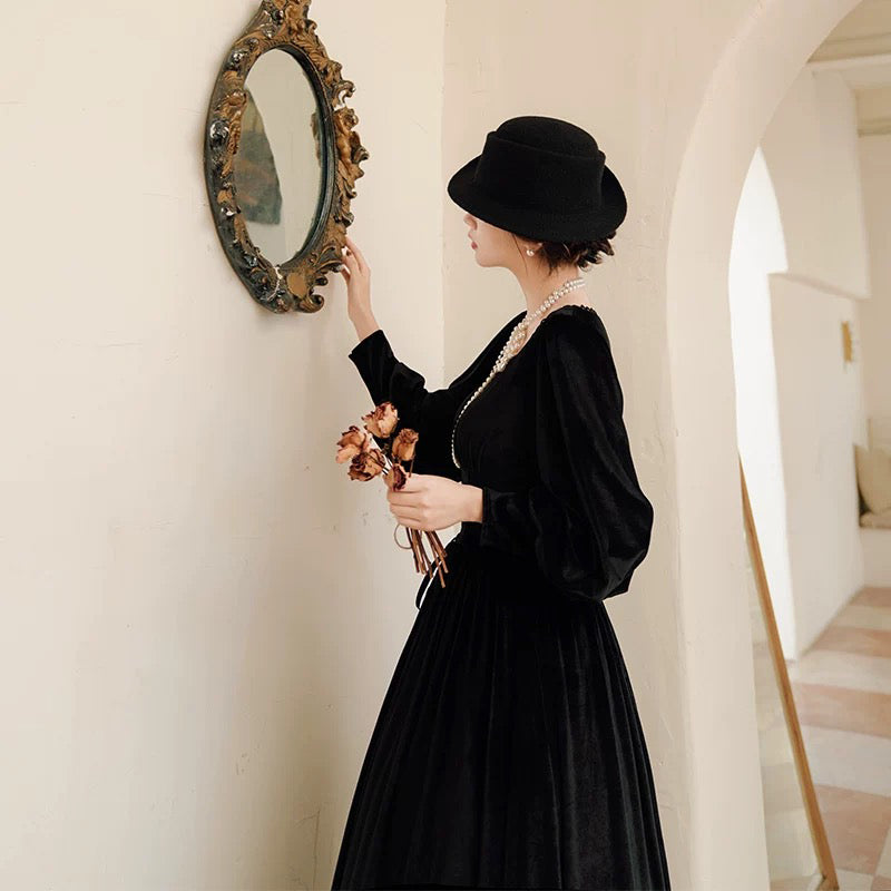 黒の貴婦人のベルベットコルセットワンピース