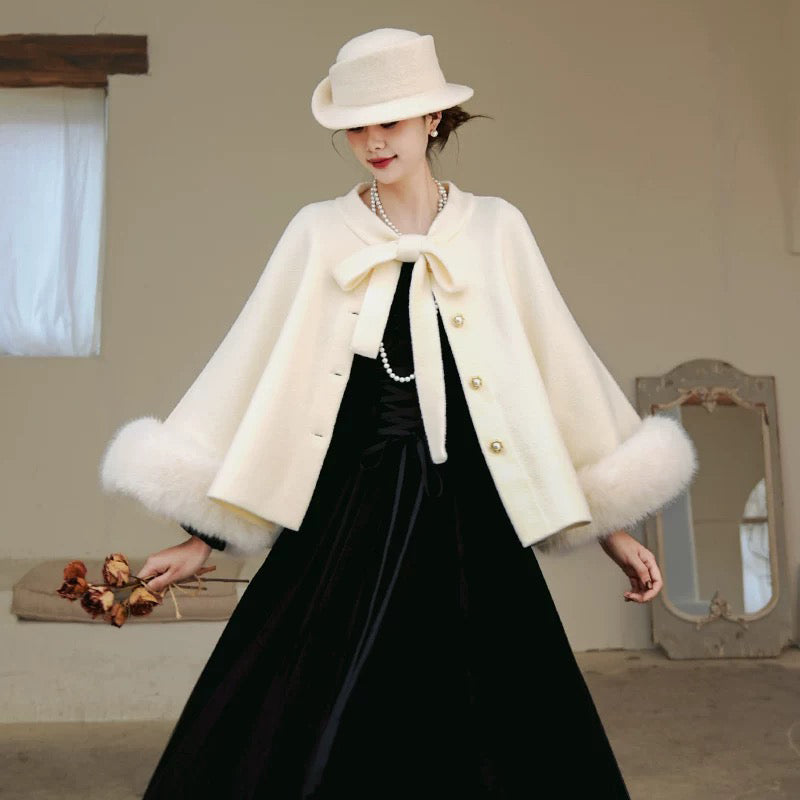 月明かりのお嬢様のウールケープコート