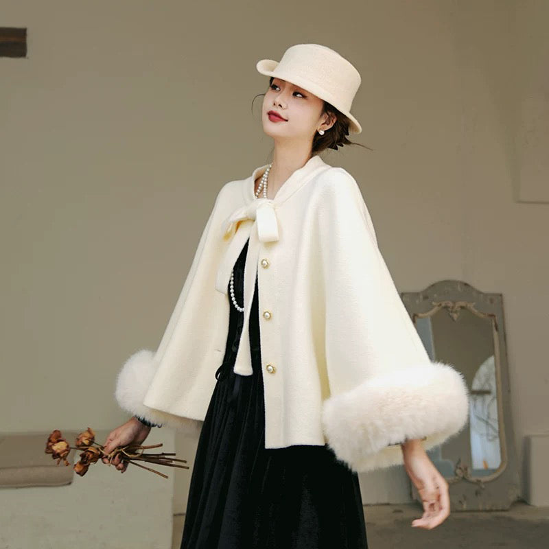 月明かりのお嬢様のウールケープコート