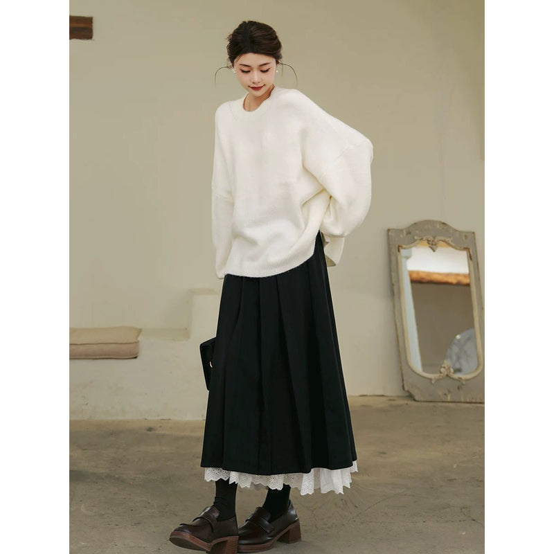 漆黒色のお嬢様のプリーツロングスカート