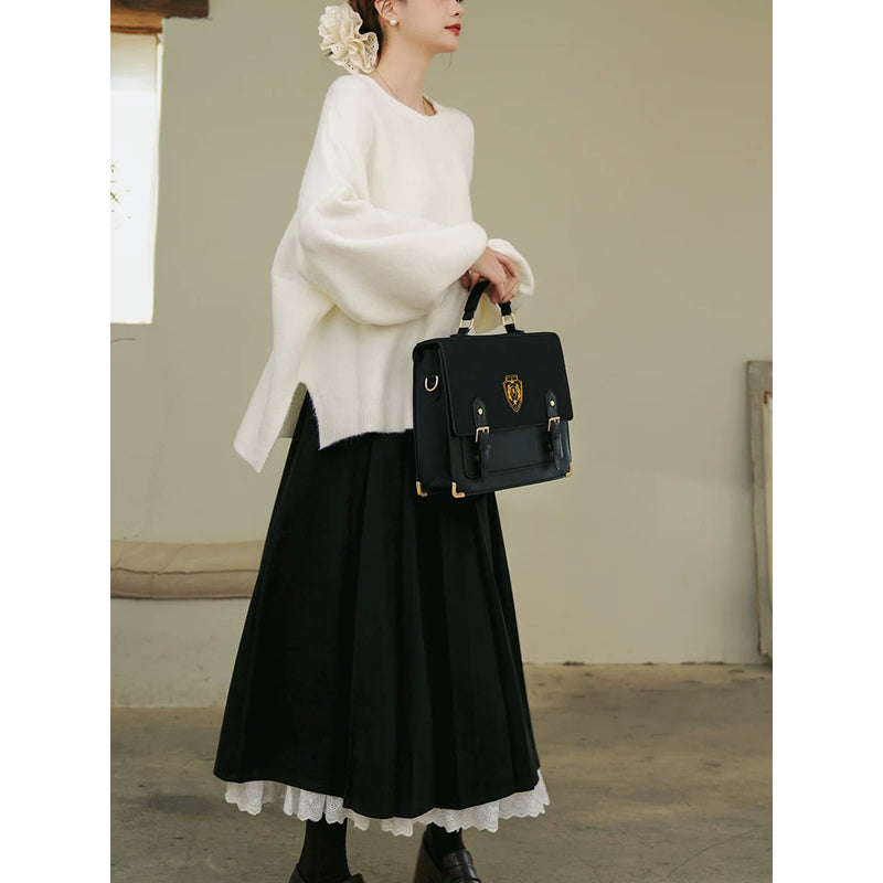 月明かりに誘うニットセーター