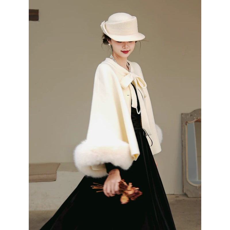 月明かりのお嬢様のウールケープコート