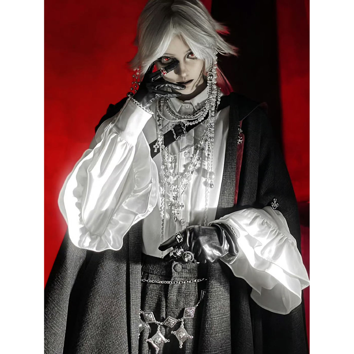 聖なる誓約団のロングマントとパンツ – ManusMachina