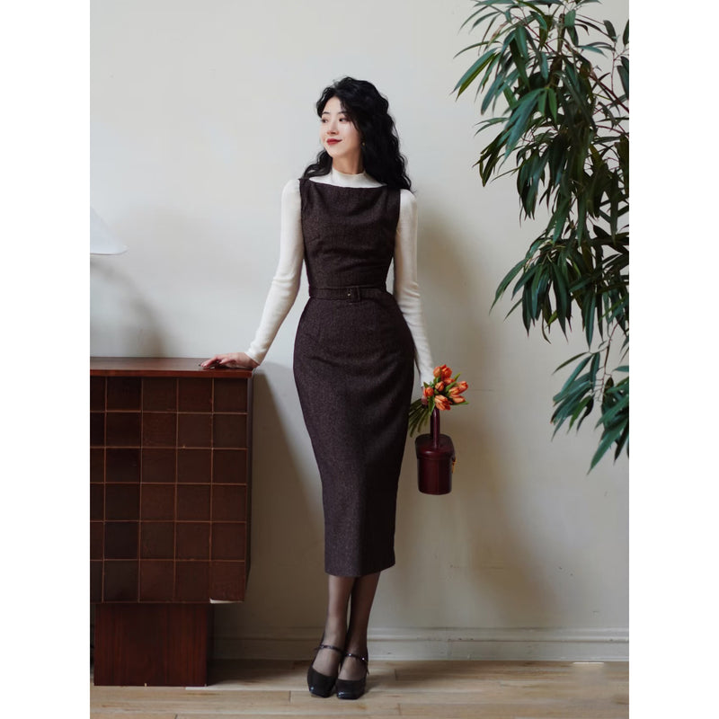 焦茶色の貴婦人ツイードワンピース