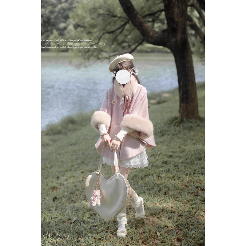 桜色のお嬢様のウールケープコート