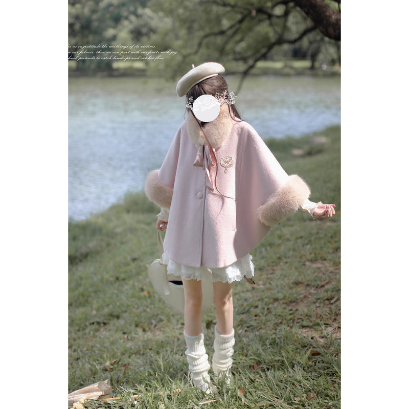 桜色のお嬢様のウールケープコート