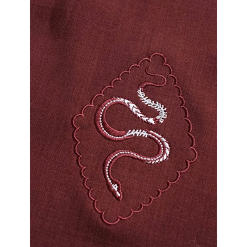 深紅の蛇刺繍ワンピースとケープと刺繍エプロン[2024年5月下旬-6月中旬発送予定]