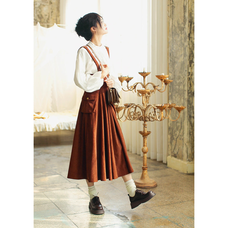 英国少女のコーデュロイジャンパースカート