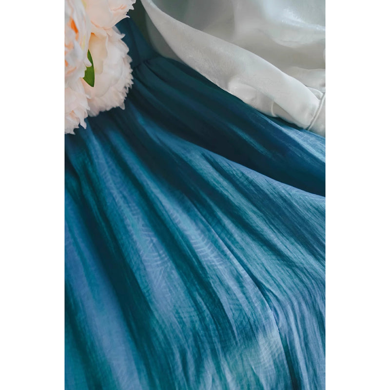 紺碧の湖面色ドレープスカート