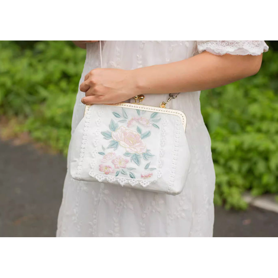牡丹の花の刺繍がま口バッグ – ManusMachina