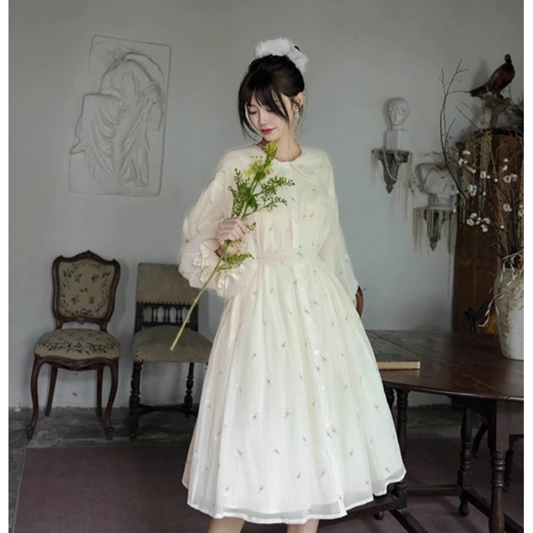 朝霧の花の刺繍ヴィクトリアンワンピース