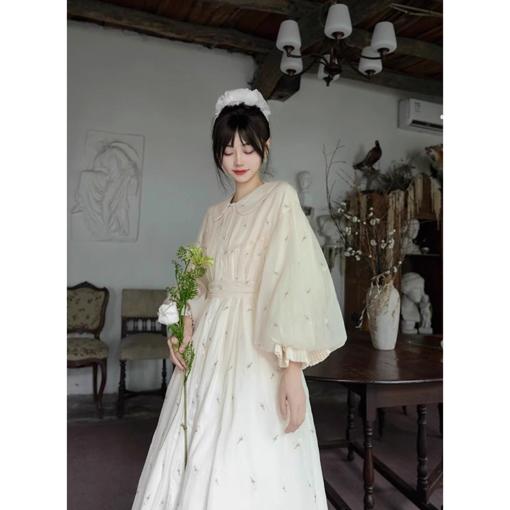 朝霧の花の刺繍ヴィクトリアンワンピース – ManusMachina