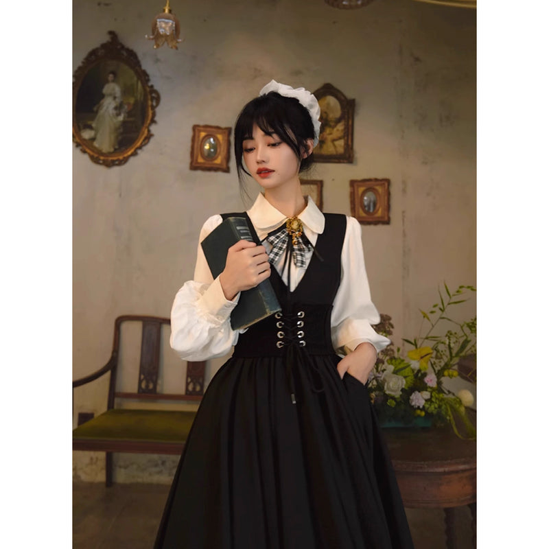 黒のお嬢様のコルセットジャンパースカート