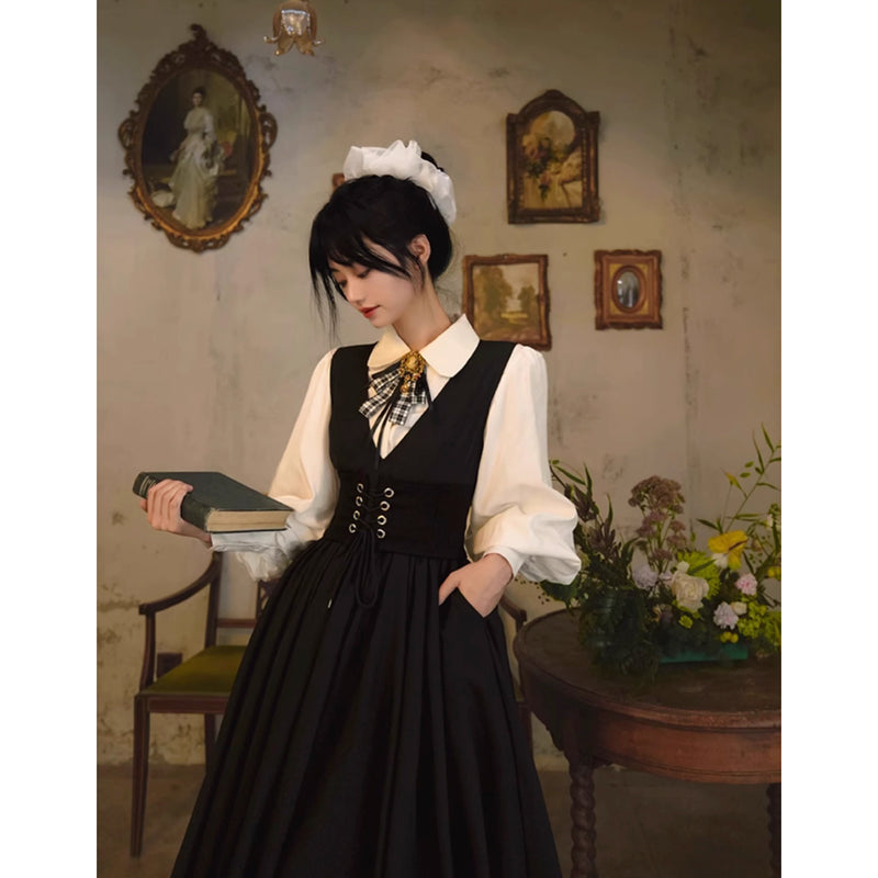 黒のお嬢様のコルセットジャンパースカート