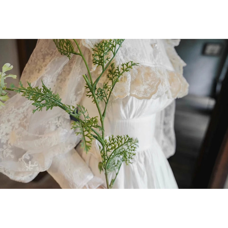 宮廷の花の刺繍ヴィクトリアンワンピース