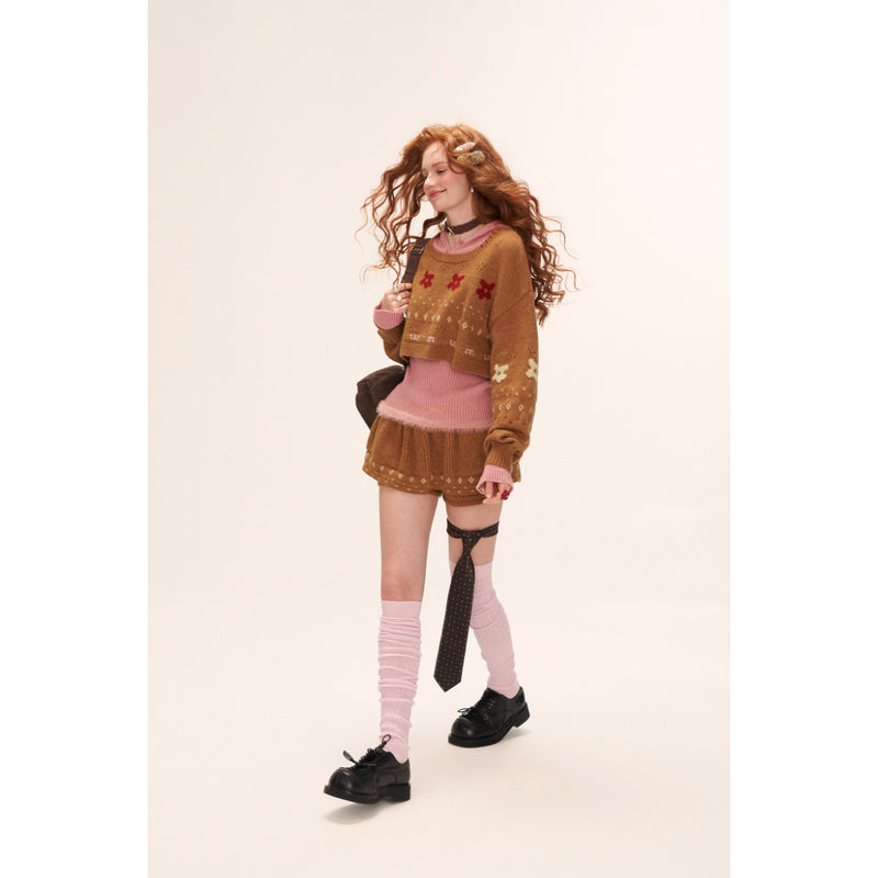 Star and Floral Knit Sweater and Shorts