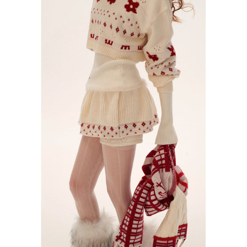 Star and Floral Knit Sweater and Shorts