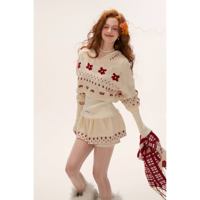 Star and Floral Knit Sweater and Shorts