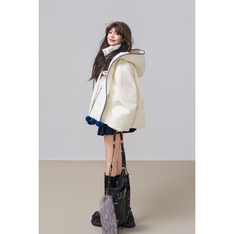 子犬の刺繍フードダウンジャケット