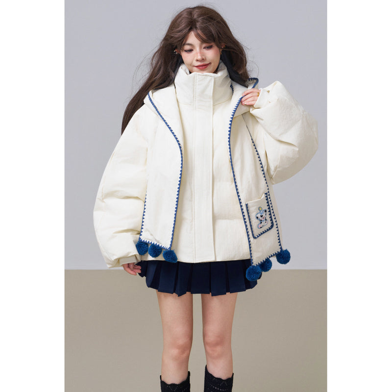 子犬の刺繍フードダウンジャケット