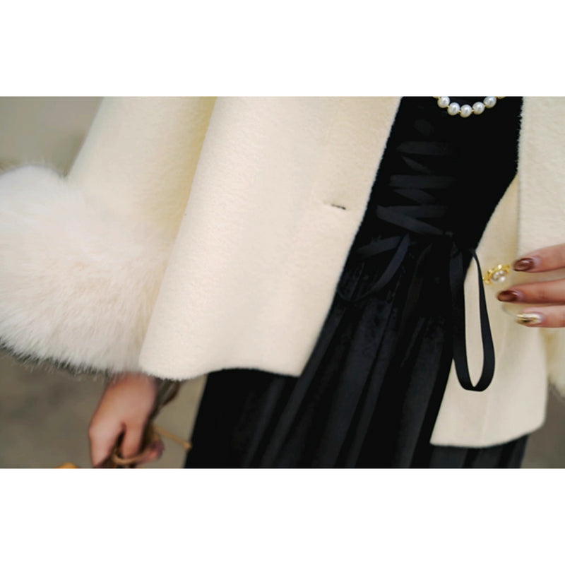 月明かりのお嬢様のウールケープコート