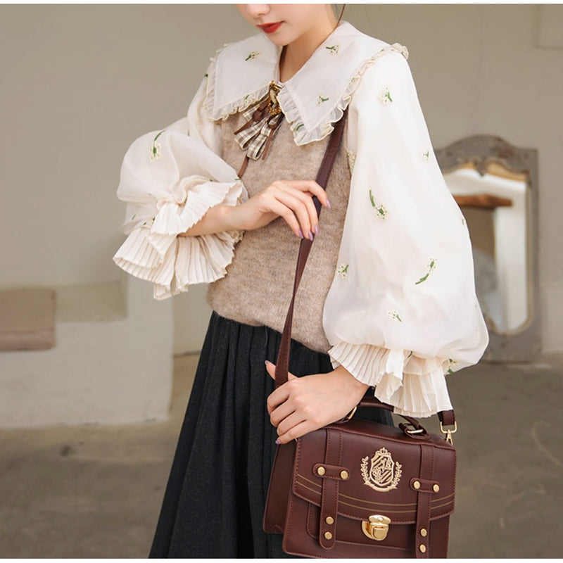 宮廷の花の刺繍ヴィクトリアンブラウスとニットベスト