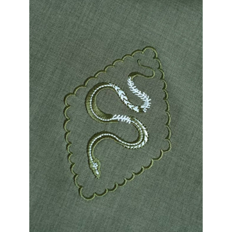 灰緑の蛇刺繍ワンピースとケープと刺繍エプロン[2024年5月下旬-6月中旬発送予定]