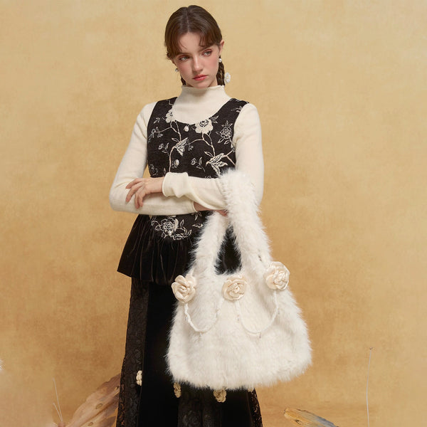 椿の花のファートートバッグ - Off White