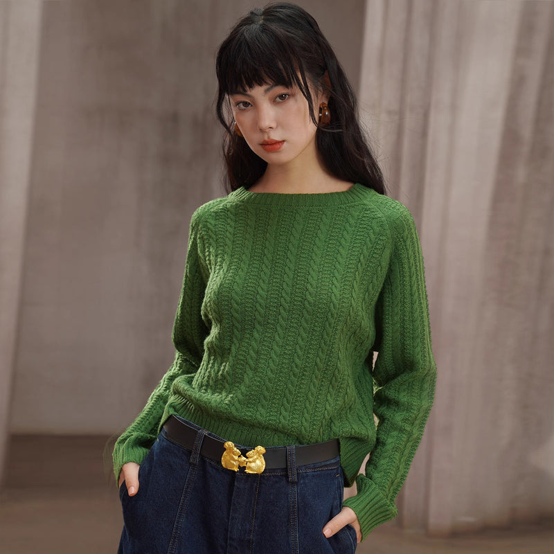 ケーブル編みのレトロセーター