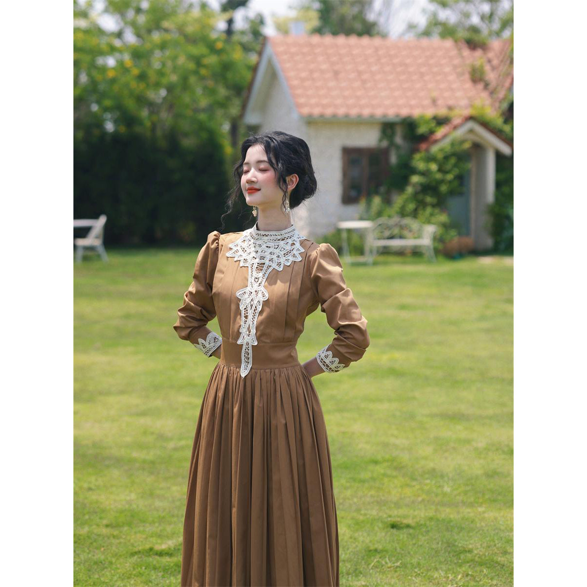 胡桃色の刺繍クラシカルワンピース – ManusMachina