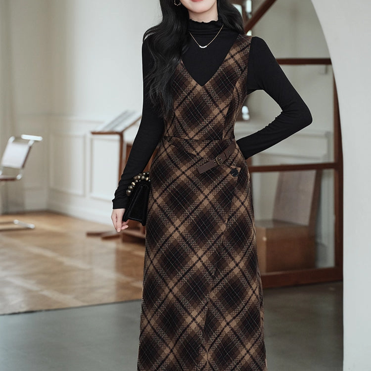 British Plaid Jumper Skirt and High-neck Top