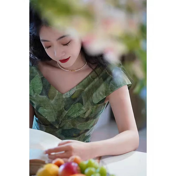 深緑の植物の油彩画ヘップバーンワンピース