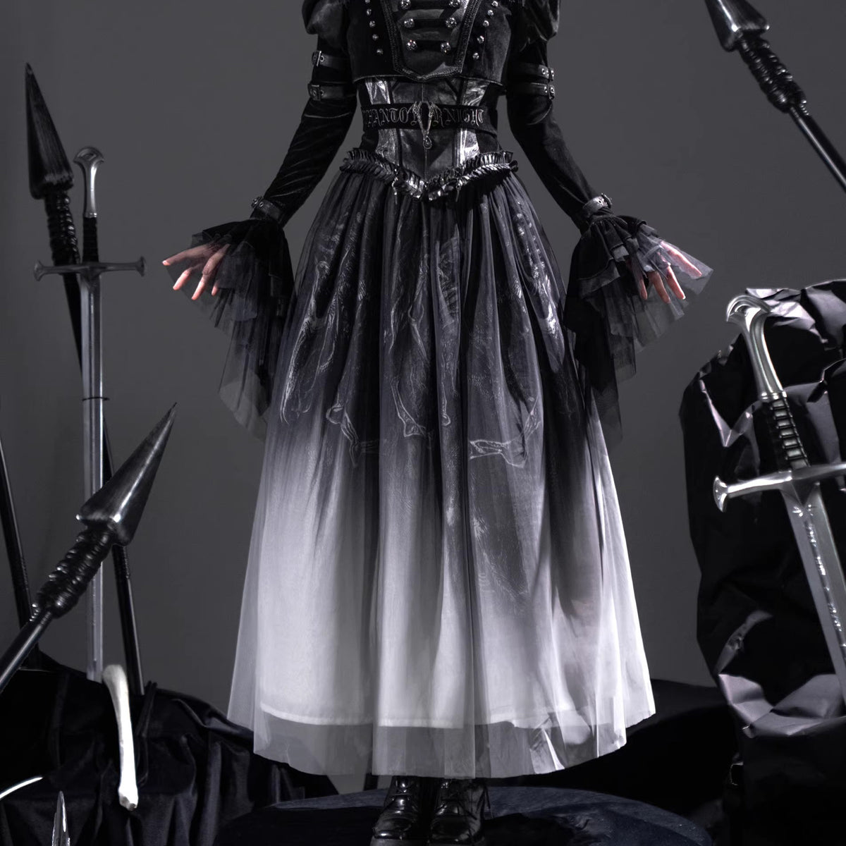 LilithHouse – ManusMachina